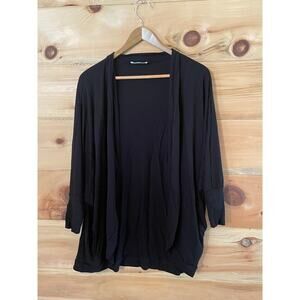 Zenana women's black open front cardigan sweater. pockets size small